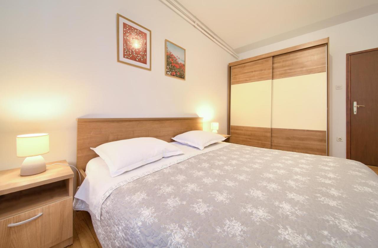 Apartments Meri Нивице Экстерьер фото