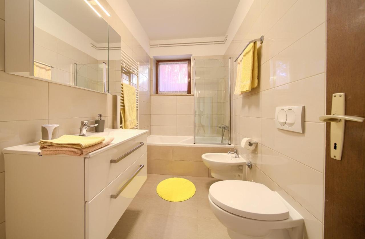 Apartments Meri Нивице Экстерьер фото