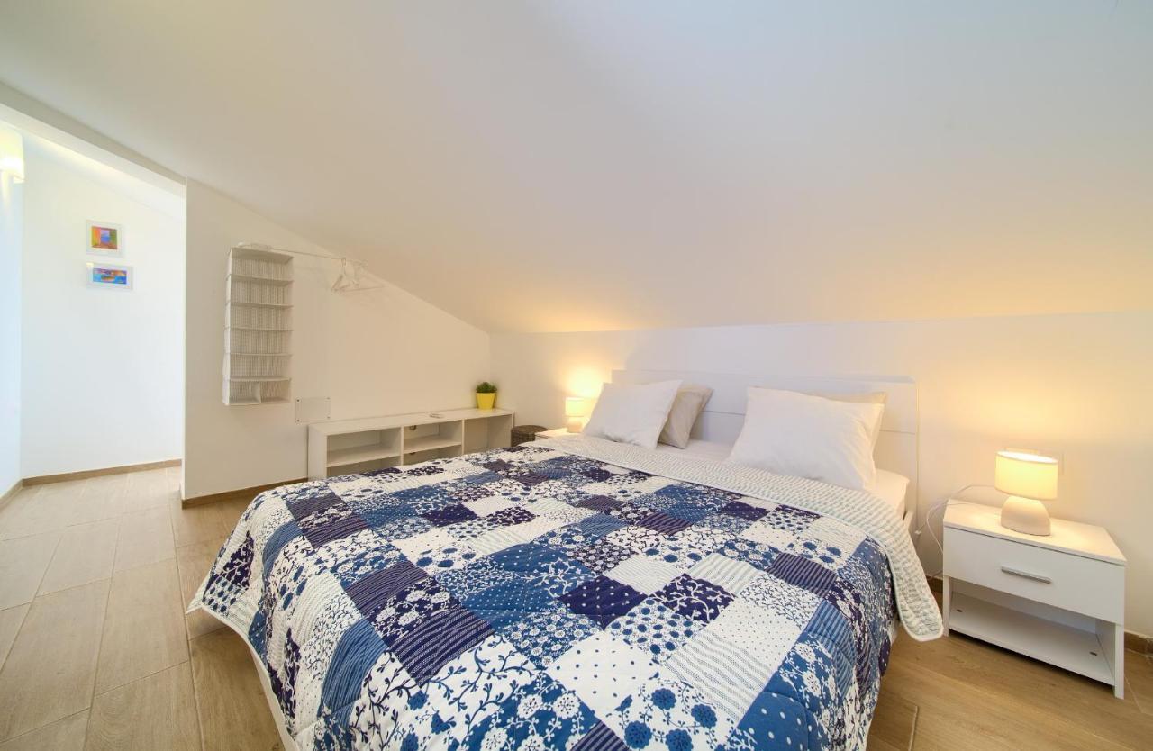 Apartments Meri Нивице Экстерьер фото
